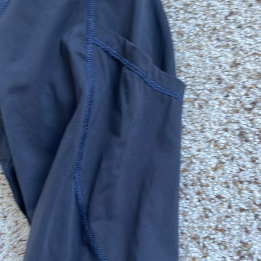 p’tula Black High-Waisted athletic sporty Leggings - Picture 8 of 12